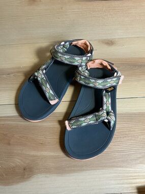 Teva Kids Hurricane XLT2 Canyon Sea Foam Big Kid Size 1 Adjustable Water Sandals